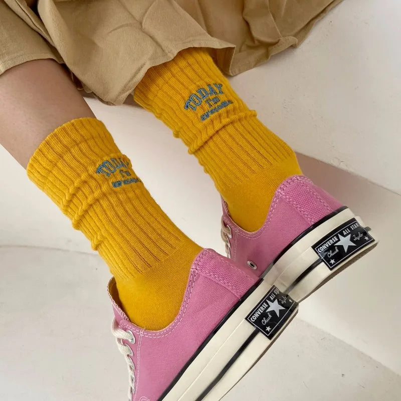 For Men Women Couple Funny Cotton Socks Embroidery Letter Today I’m Awesome Japanese Korean Designer Couple Mid-tube Sports Sox