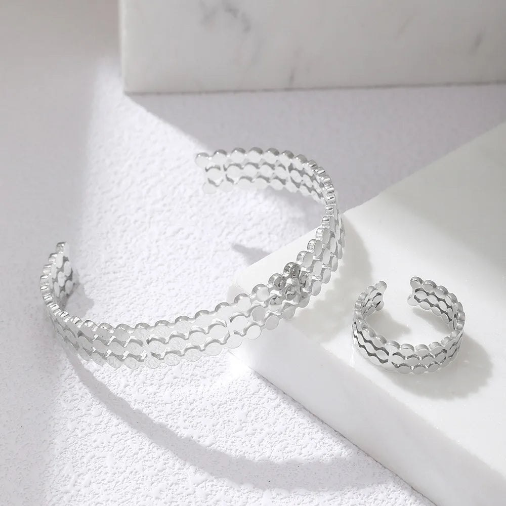 2pc Jewelry Set Bracelet Ring Four-bladed Grass Circular Hollow Bracelets High-end Stainless Steel for Women Man African Jewelry