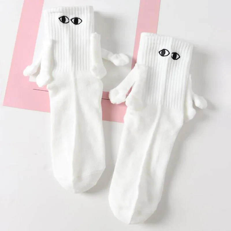 2 Pairs Women Fashion Funny Socks Creative Magnetic Attraction Hands Black White Cartoon Eyes Couples Socks