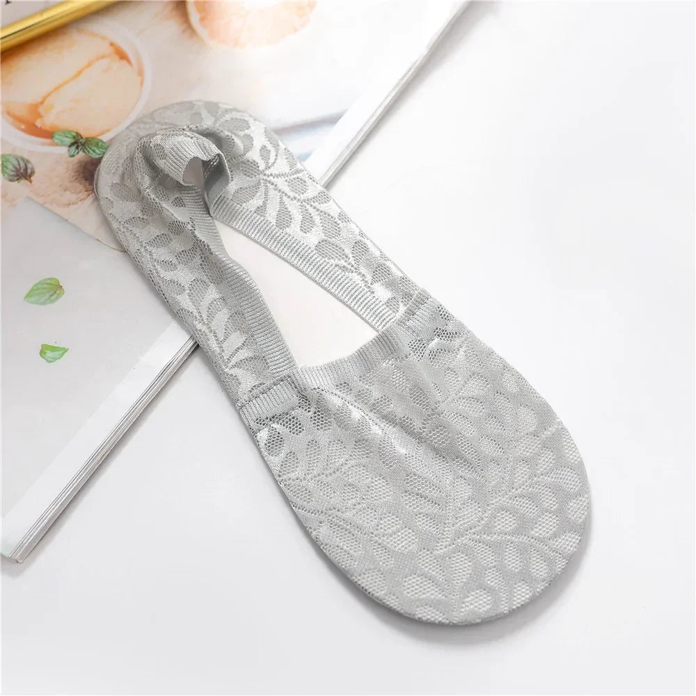 Women Invisible No Show Socks Hollow Out Mesh Lace Sock Slippers Socks Silicone Non-slip Summer Low Cut Ankle Boat Socks Women