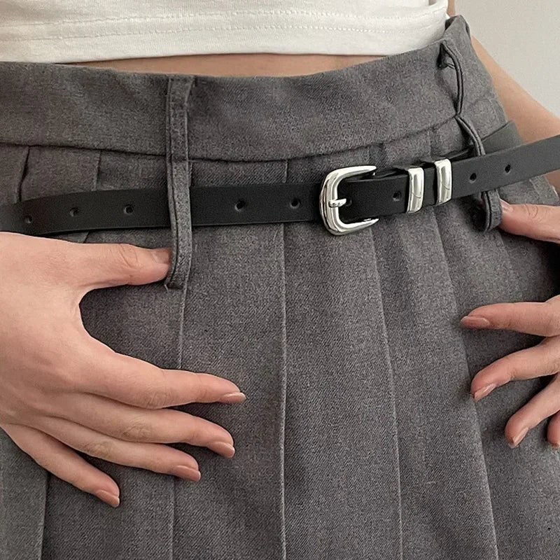 Fashionable Thin Belts for Woman Minimalist Solid Color Versatile Belts Beautiful Silver Color Metal Buckle Belts