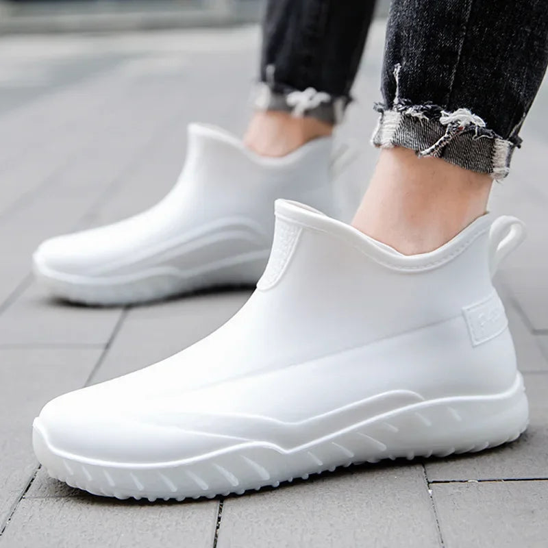 Men's Fashion New Waterproof Shoes Outdoor antislip lowrise rain boots Trendy light male footwear Comfort casual British flat