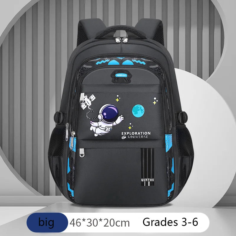 Kids Backpack for Boys Girls Astronaut Lightweight Bookbags School Bags Backpack for Elementary Middle School Waterproof