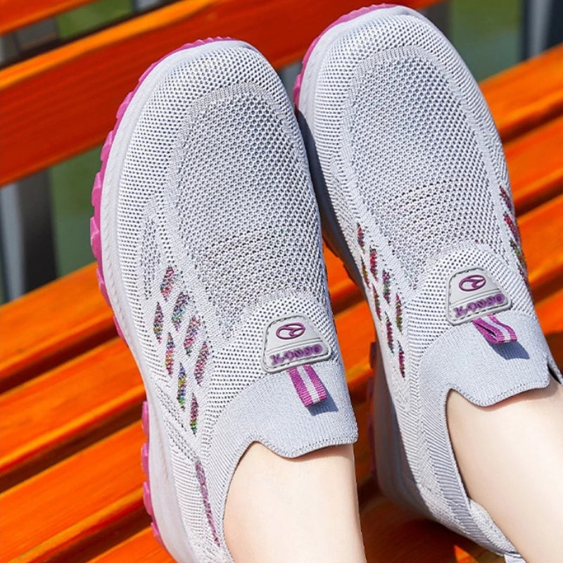 Women's Casual Sneakers Summer Soft Sole Outdoor Running Shoe Non Slip Breathable Comfortable Mom Shoes New Platform Women Shoes