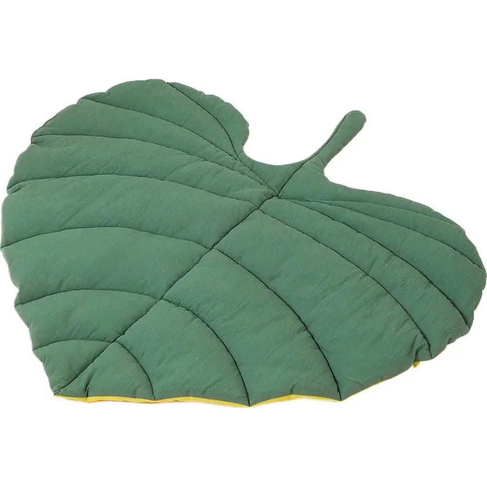  Leaf‑Shaped Pet Sleeping Mat 4‑Season Soft Quilted Cat Dog Bed Pad Room Decor Floor pad Dog Washable Bed Mat for Sleeping