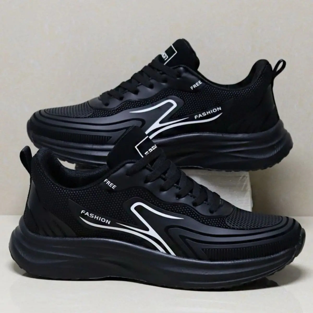 Men's Fashion Ultra-Light Waterproof Running Shoes Soft Sole Non-slip Durable Sneakers Outdoor Sport Shoes for Spring Autumn