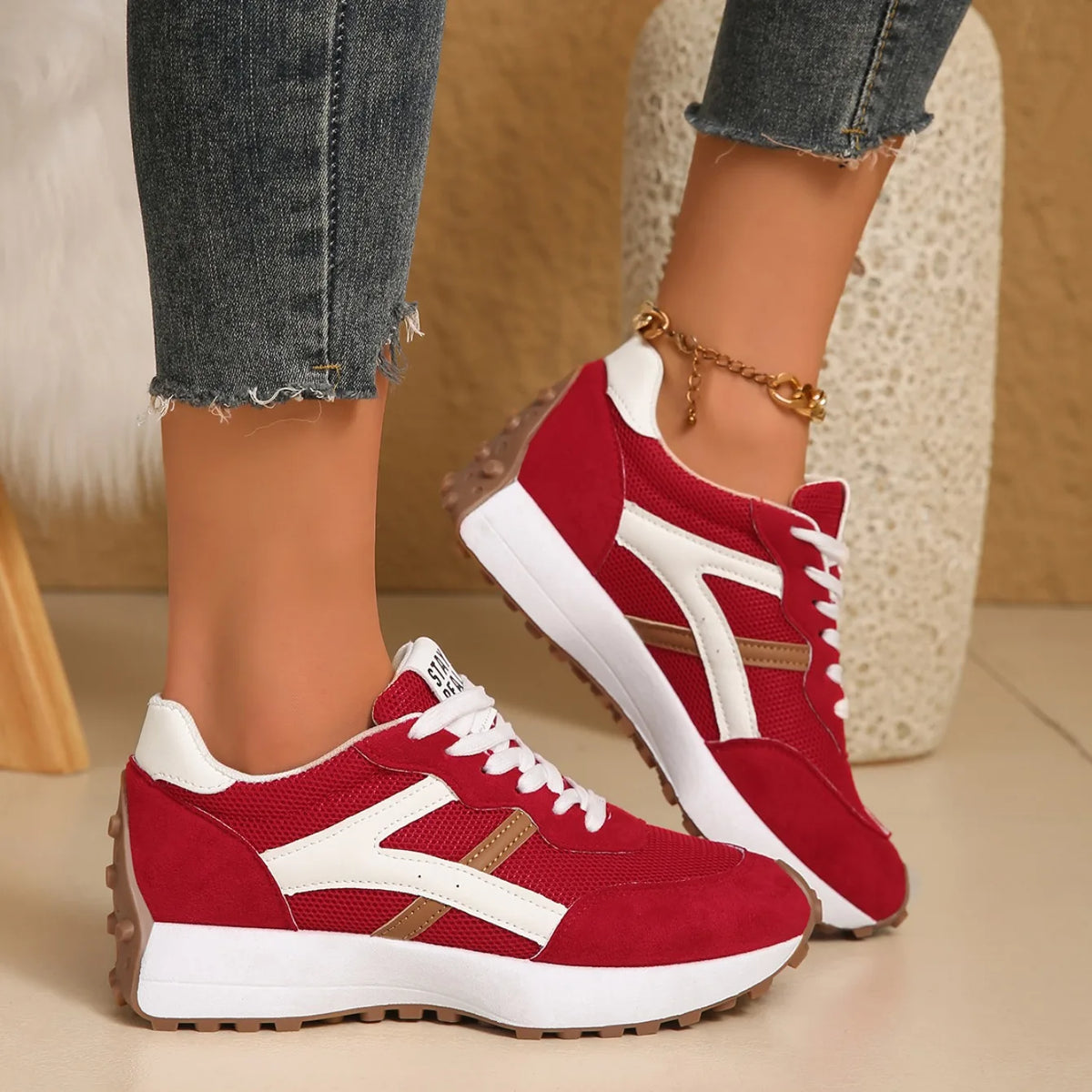 2026 New Women Sneakers Spring Casual Lace Up Sport Sneakers Luxury Platform Anti-slip Running Shoes Women Chunky Sneakers