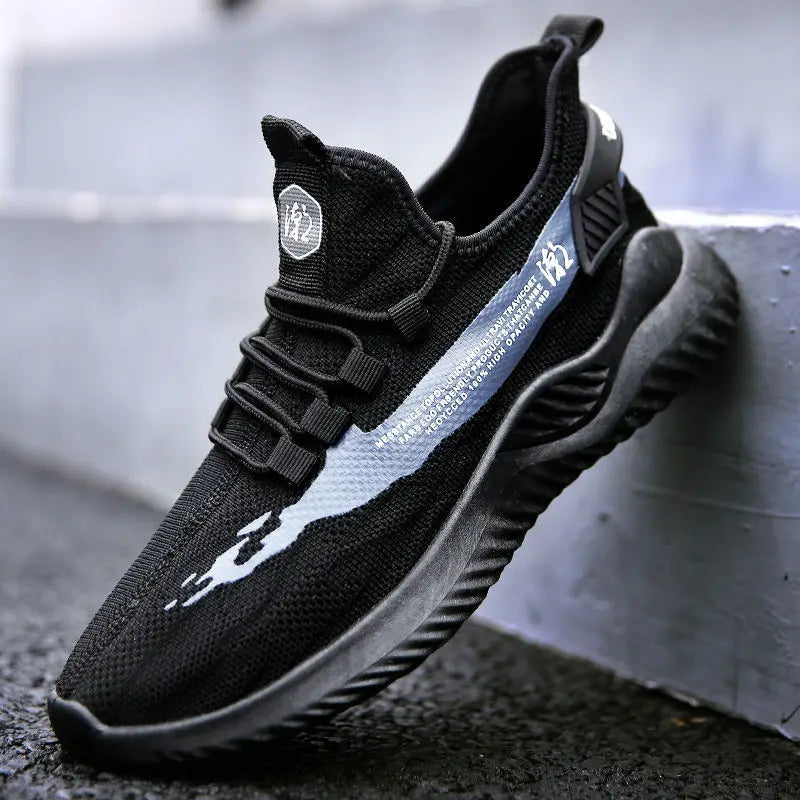 2026 New  Sports Shoes Fashionable Lightweight Breathable Outdoor Casual Shoes Clothing Student Boys' Sports Running Shoes