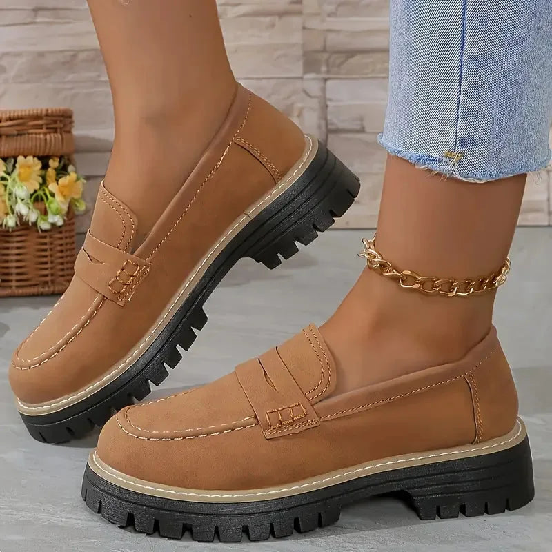 Woman platform Loafers Retro Autumn Ladies Large Size Frosted British Thick Heel Round Toe Rubber Outsole new Style Casual Shoes