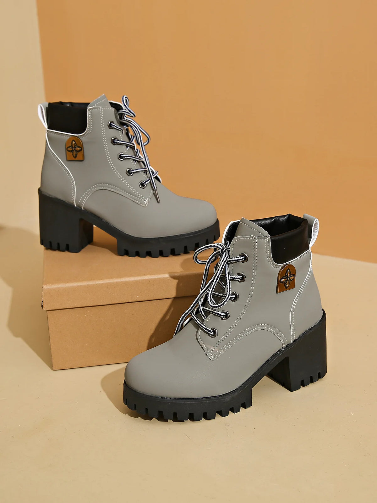 New Fashion Platform Boots for Women Retro Round Toe Coarse Heeled Ankle Boots Autumn High Heel Shoes for Women Botas Para Mujer