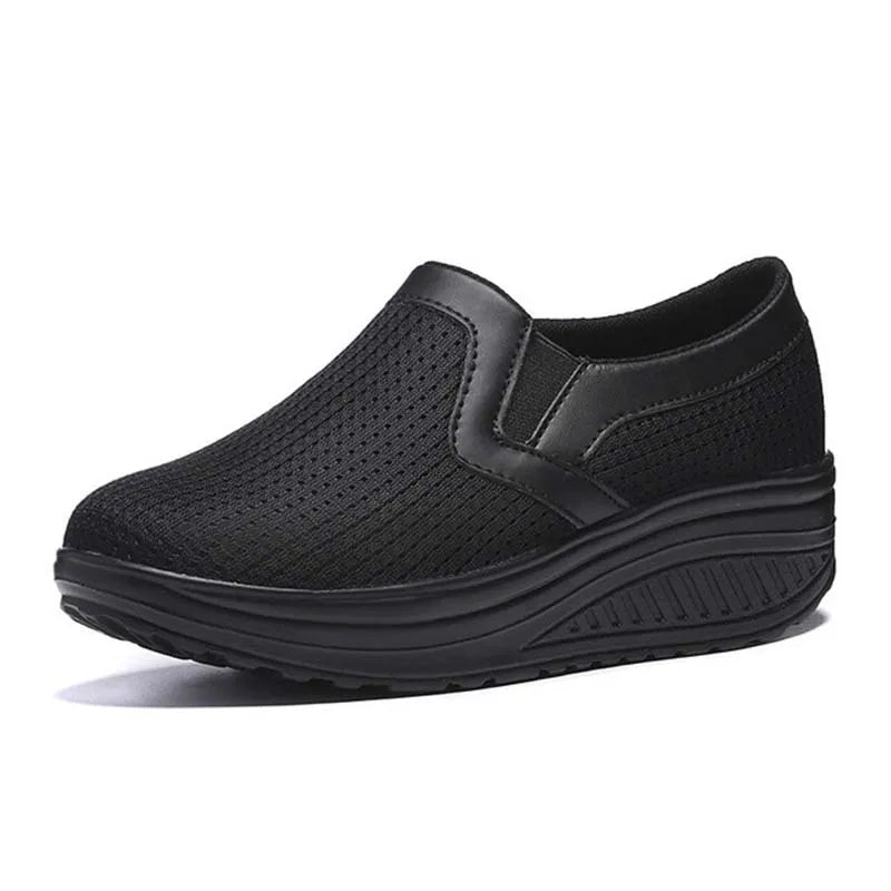 Women's Shoes Fashion 2021 Woman Vulcanized Shoes New Female Sneakers Flat Comfortable Women Sneakers Zapatillas Mujer Casual