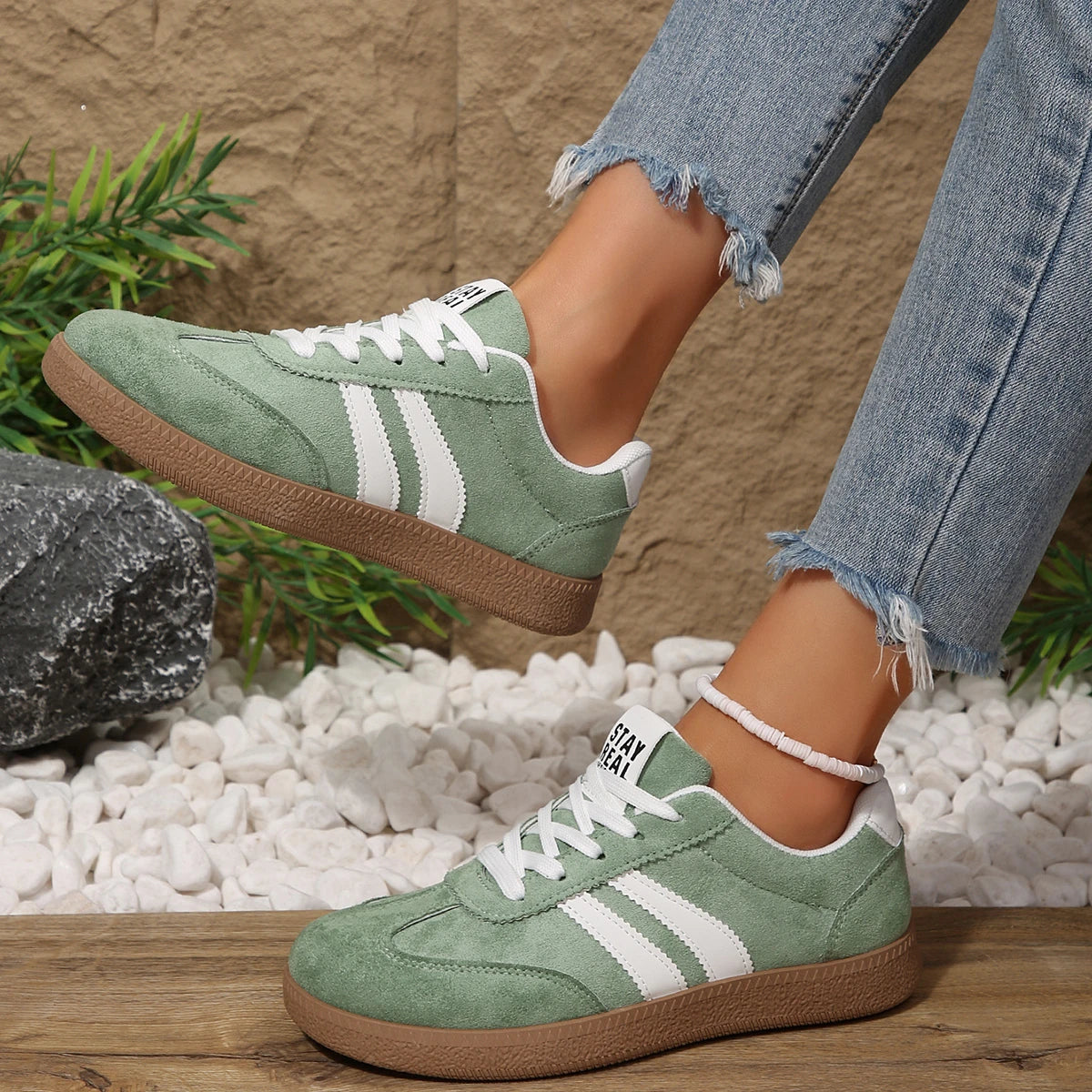 Lightweight Comfortable Sneakers for Women Fashion Striped Lace Up Sports Shoes Woman Casual Breathable Green Sneakers Plus Size