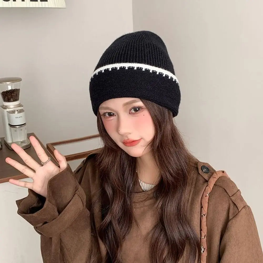 Women's Fashion Ear Protection Warm Knitted Hat Simple Trendy Full Coverage Beanies Versatile Cold Hat Autumn Winter Outdoor