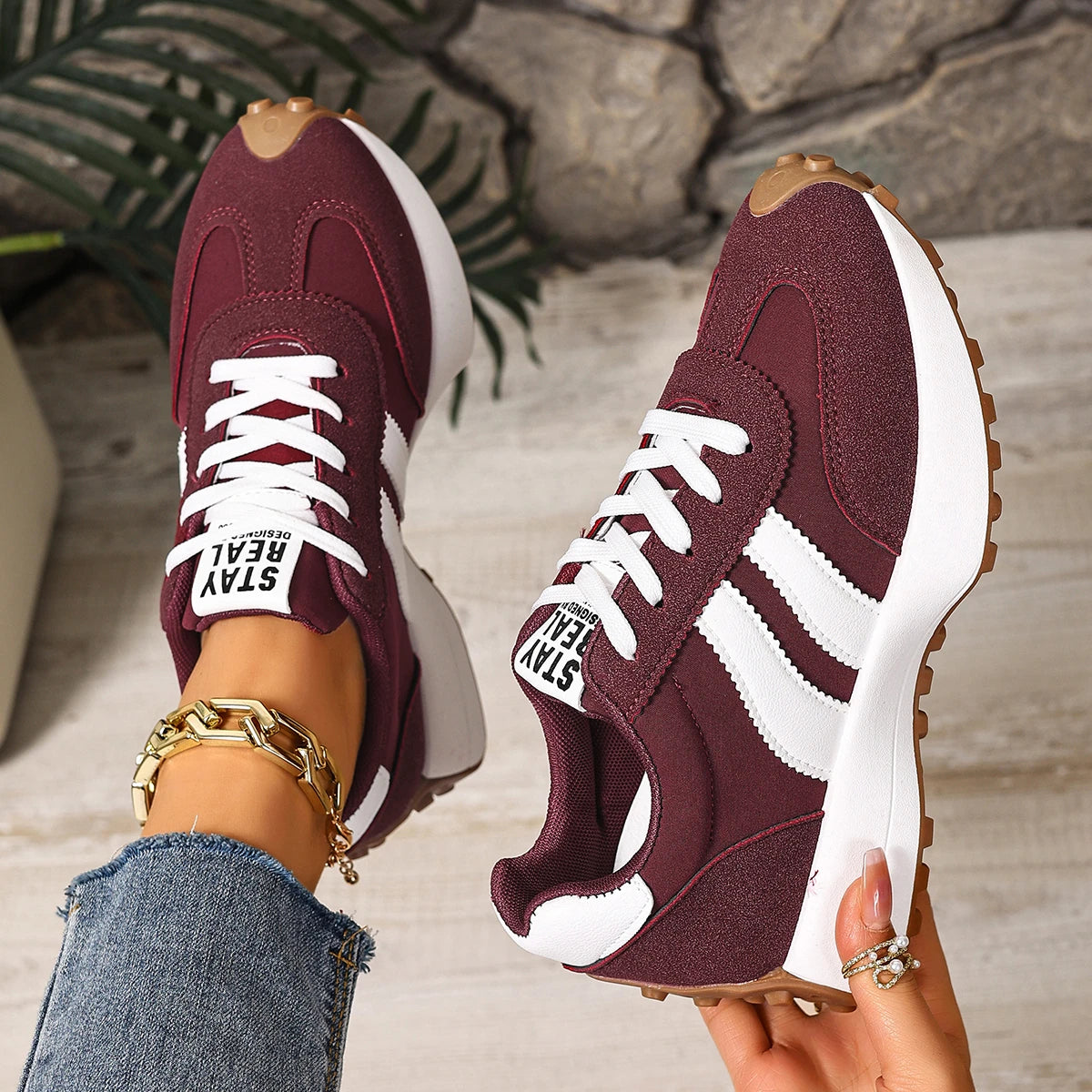 Women Sneakers Retro Spring Autumn Sneakers Women Casual Flat Bottom Round Toe Sports Shoes Fashionable Designer Shoes Women