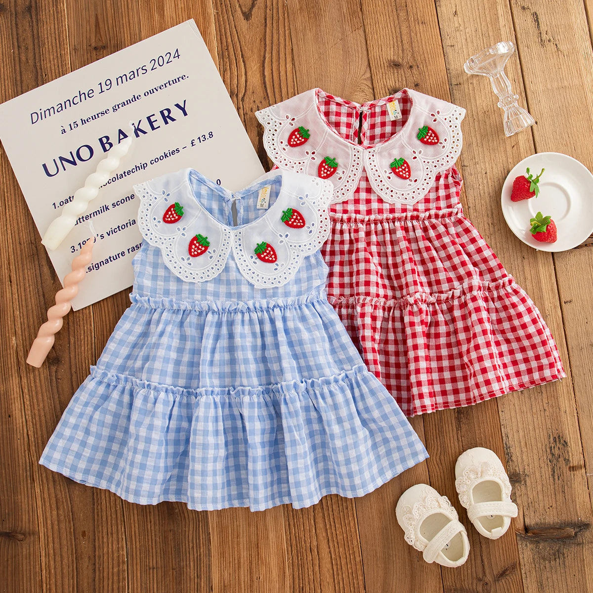 Korean Style Toddler Dress Strawberry Embroiderey Red Baby Gril Sleeveless Check Dress for Kids Girl Casual Outdoor Dress