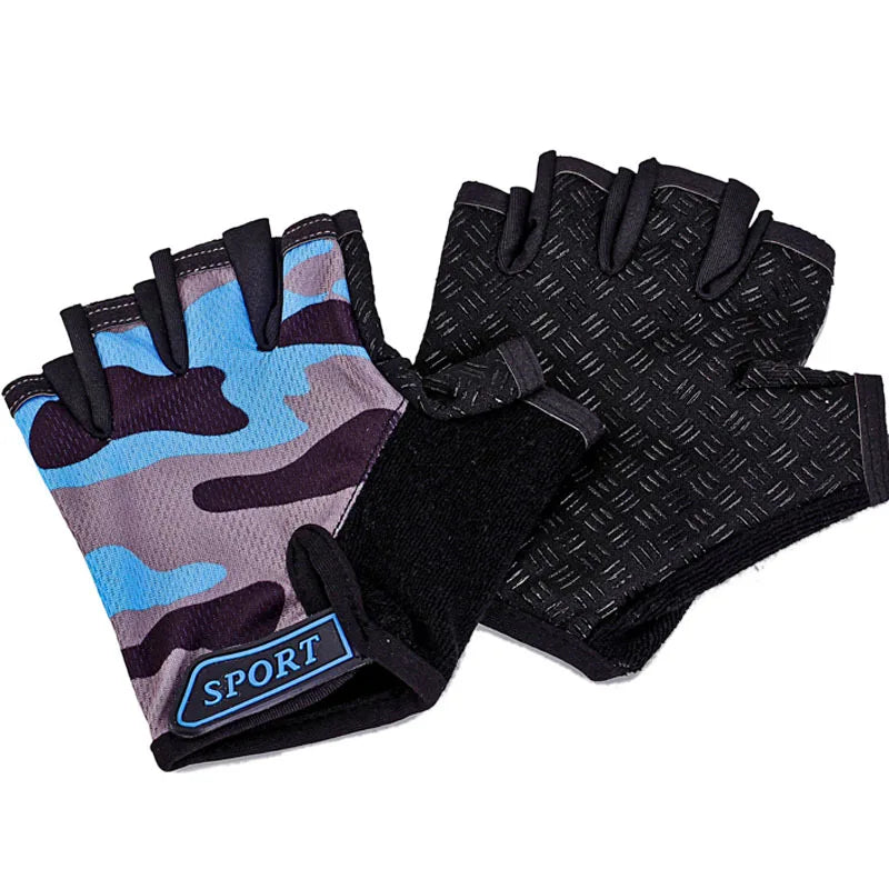 1 Pair Camo Sports Gloves for Children Kids Half Finger Riding Cycling Running Gloves for Boys Girls Outdoor Sports Gloves