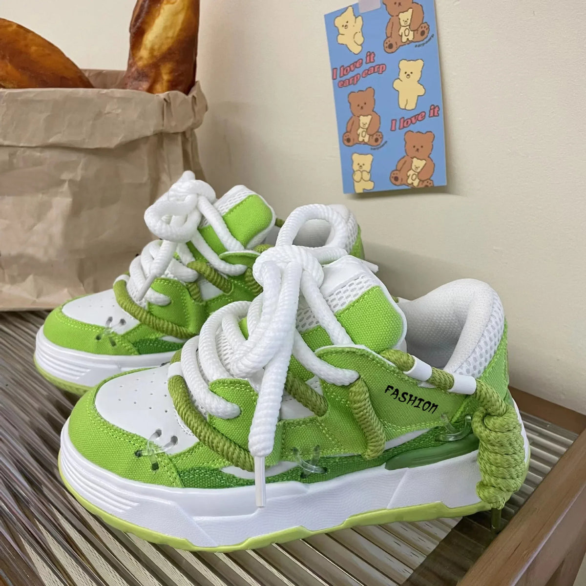 Men and women board shoes lightweight walking shoes cushioned men's sports  men's casual sports  women
