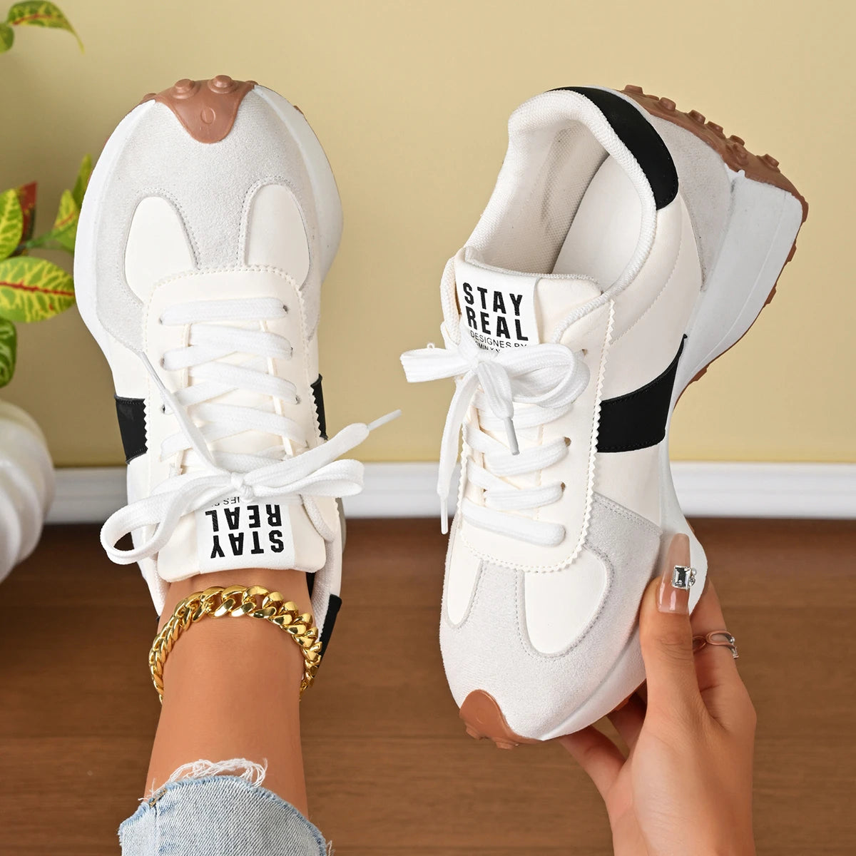 Women Sneakers 2025 New Casual Versatile Thick-soled Running Sneakers Women Fashionable High-quality Luxury Lace-up Shoes Women