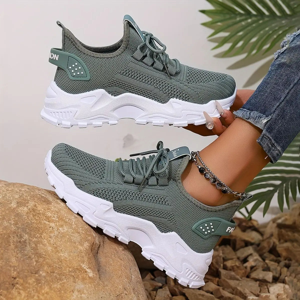 Women's shoes, women's sports shoes 2026 Women's shoes Breathable single-mesh dad shoes Women's casual and versatile sports shoe