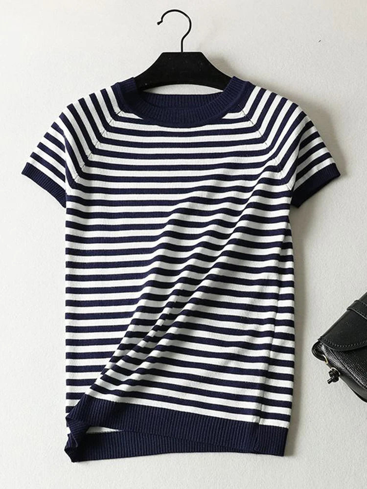 Summer Short Sleeve Striped Pullover Women Sweater Knitted 2022 Sweaters O-Neck Tops Korean Pull Femme Jumper Female White Black