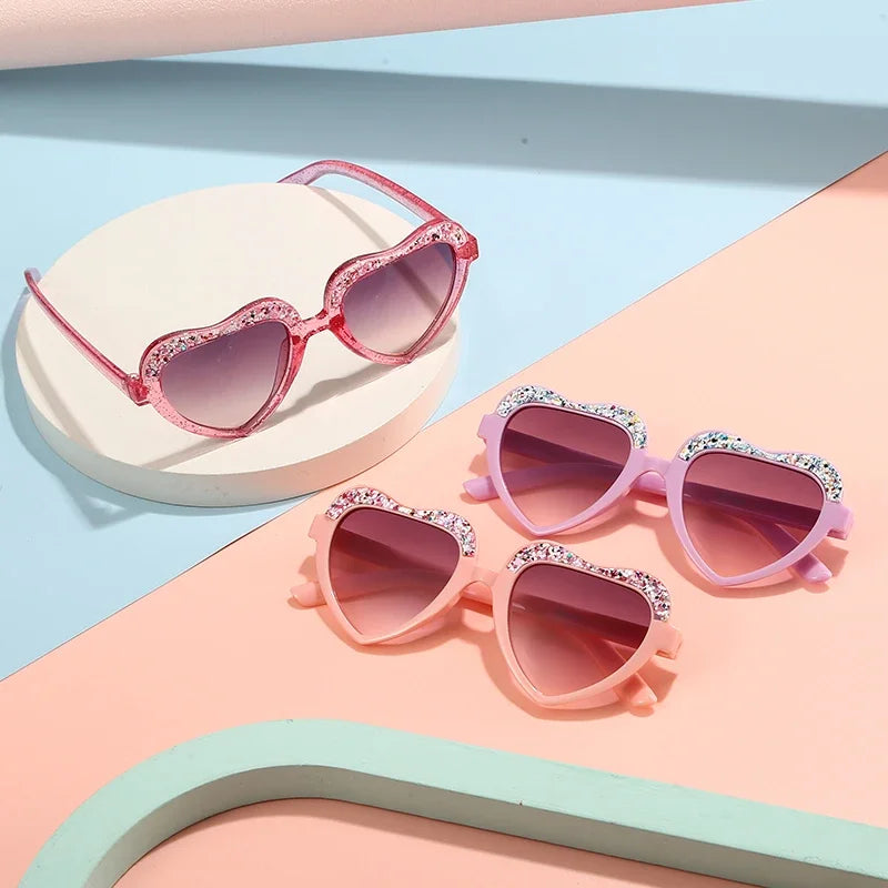 New Fashion Kids Sunglasses Vintage Sun Glasses Trend Retro Love Diamonds Eyeglasses Cute Heart Boys Girls Children Eyewear