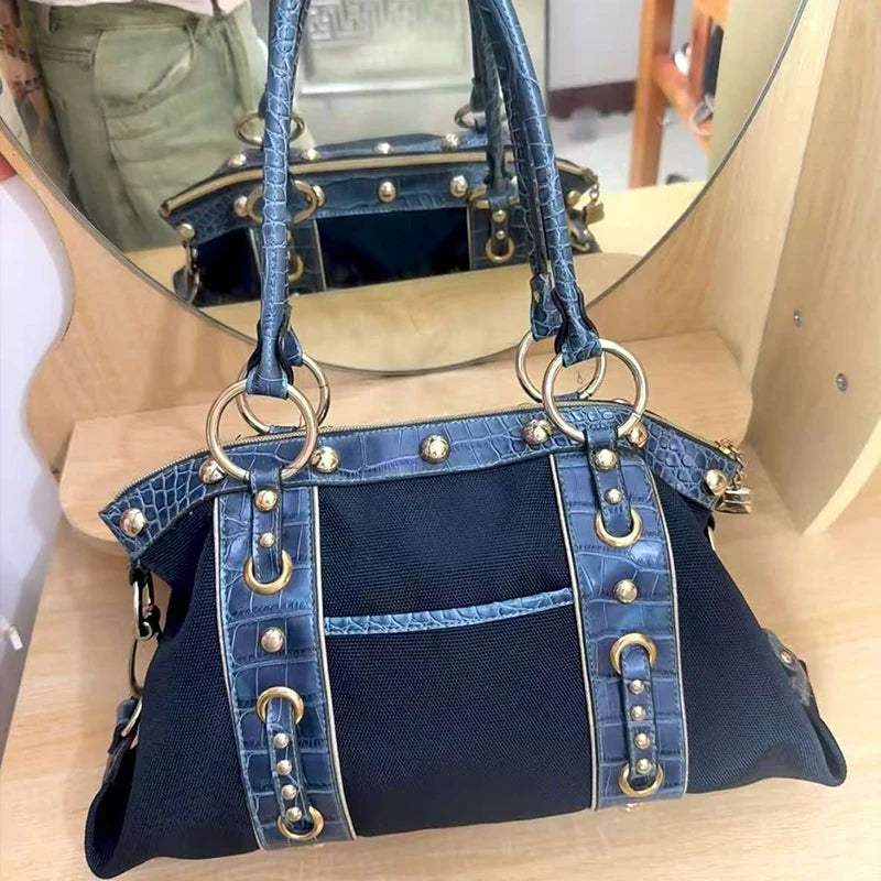 Women's Large Capacity Shoulder Bag Retro-style Commuter Shoulder Bag, High-quality Underarm Bag, Studded Motorcycle Tote Bag