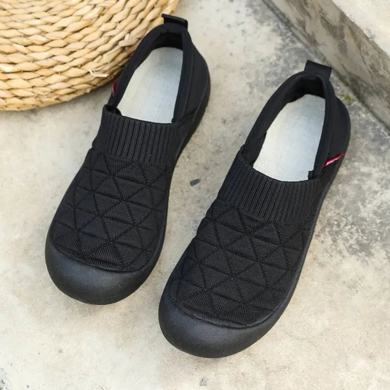 Women's casual sports shoes 2026 new multi-occasion can wear comfortable shoes light cloth home shoes