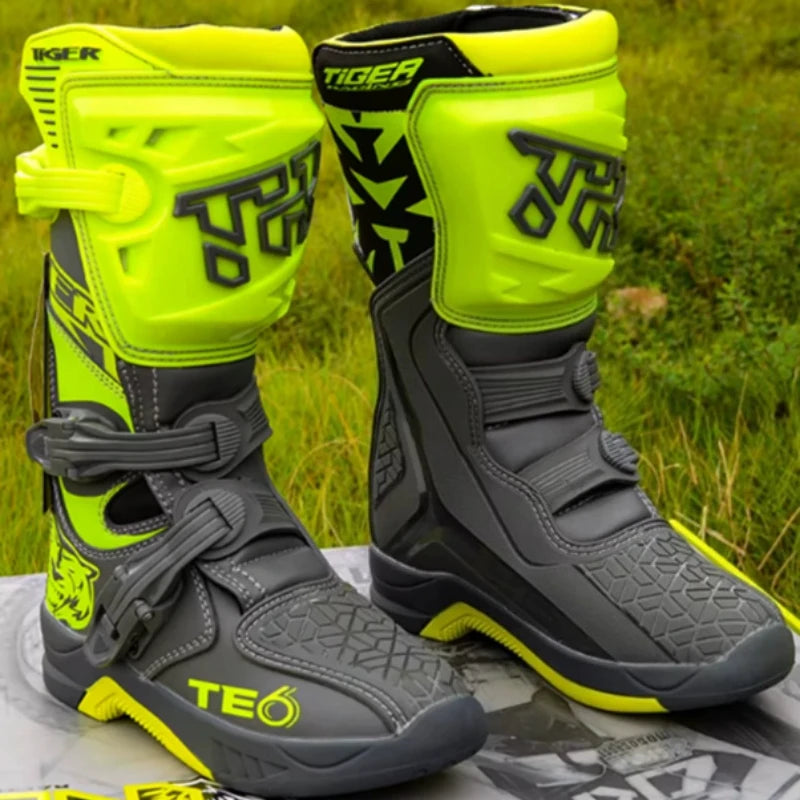 NEW TE006 Kids Motocross Boots Black Off-Road Motorcycle Boot Children Orange Youth Dirt Bike Racing Bota MX Gear for 6-12 Years