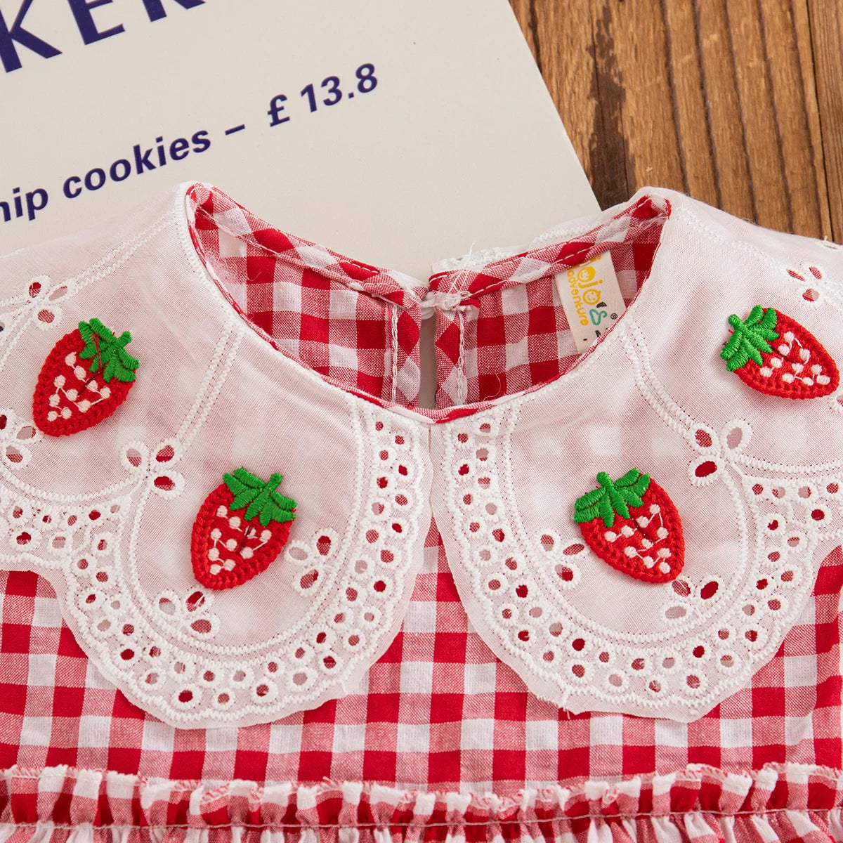Korean Style Toddler Dress Strawberry Embroiderey Red Baby Gril Sleeveless Check Dress for Kids Girl Casual Outdoor Dress