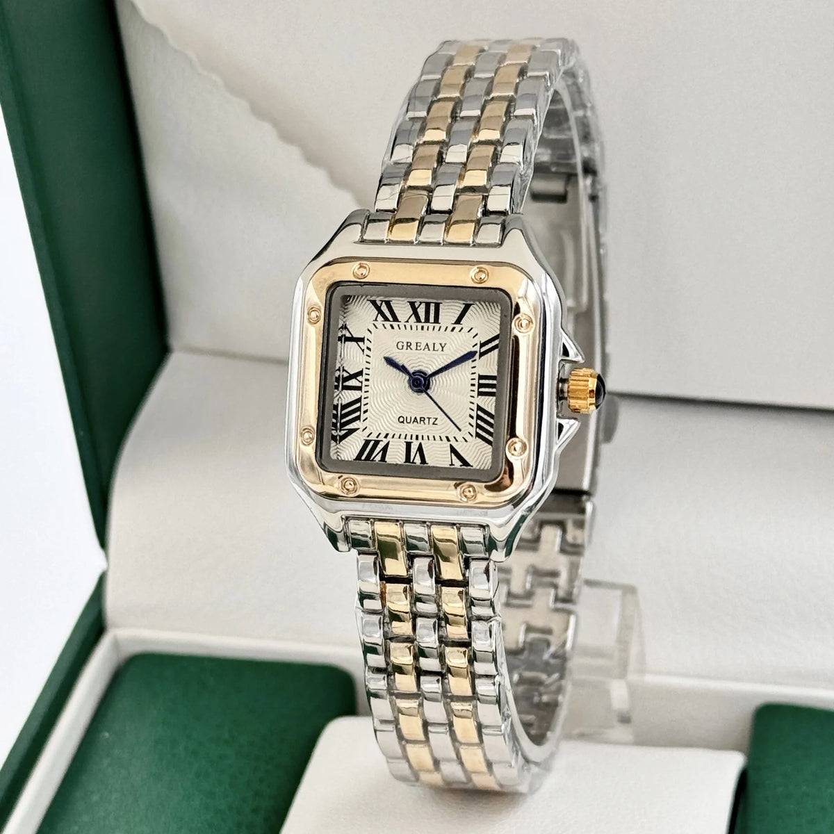 2026 Fashion Women Watch Calendar Stainless Steel Luxury Ladies Quartz Watches Business Female Clock (Without Box）