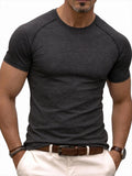 Men's Fitness Sports T-Shirt for Training, Showing Muscles, Loose Fit, Suitable for Summer Fashion and Casual Running.