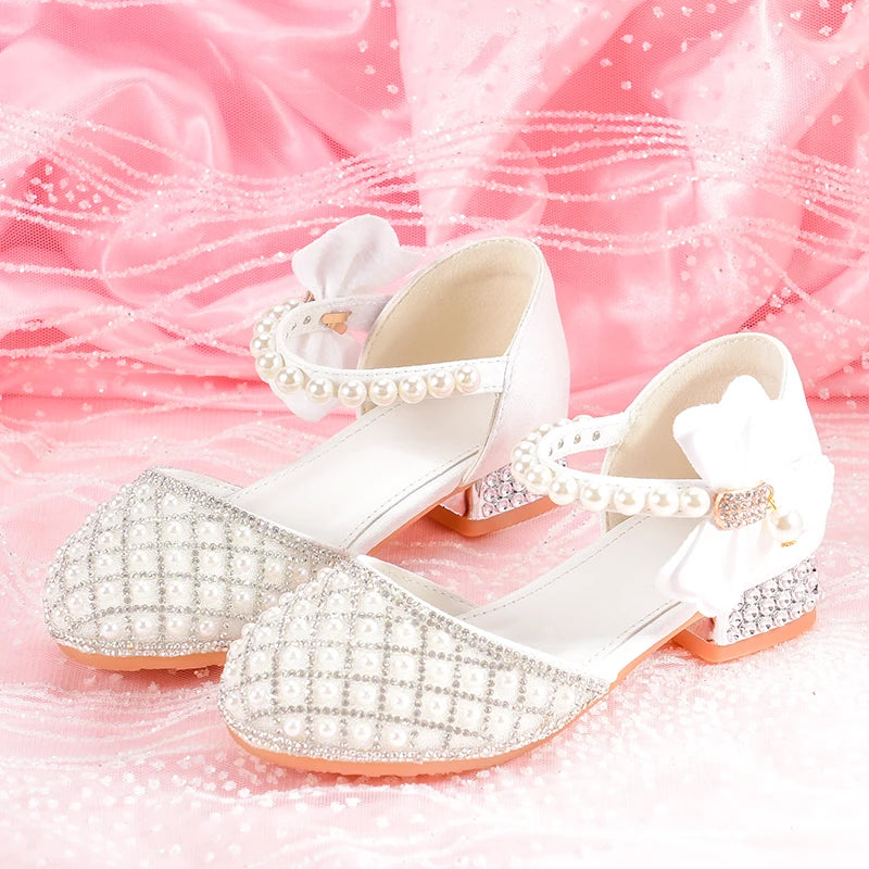 The high heels for girls feature a headband design, perfect for weddings and party occasions. Children's crystal princess shoes,