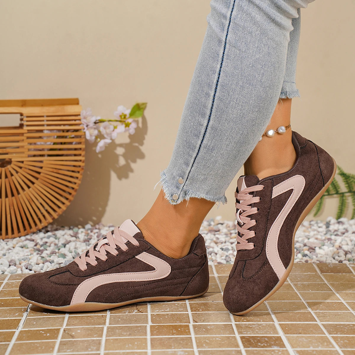 Casual Women Anti Slip Sneakers Fashion 2026 New Spring and Autumn Comfortable Outdoors Lace Up Walking Sports Shoes for Women