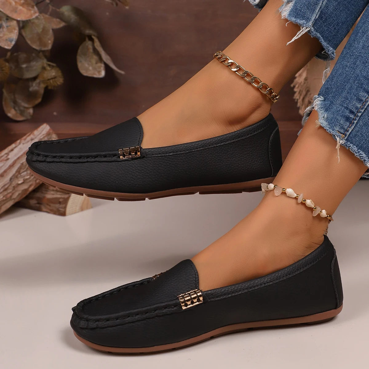 Women's Loafers Lightweight Comfort Walking Flat Shoes Soft Sole Ballet Flats Slip on Loafers Leather Casual Shoes Zapatos Mujer