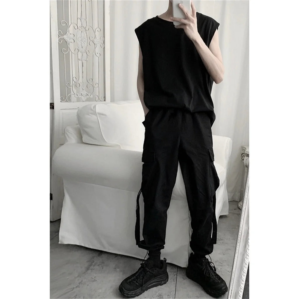 Men's solid color casual sleeveless tank top round neck moisture absorbent sweat drying tank top suitable for summer sports
