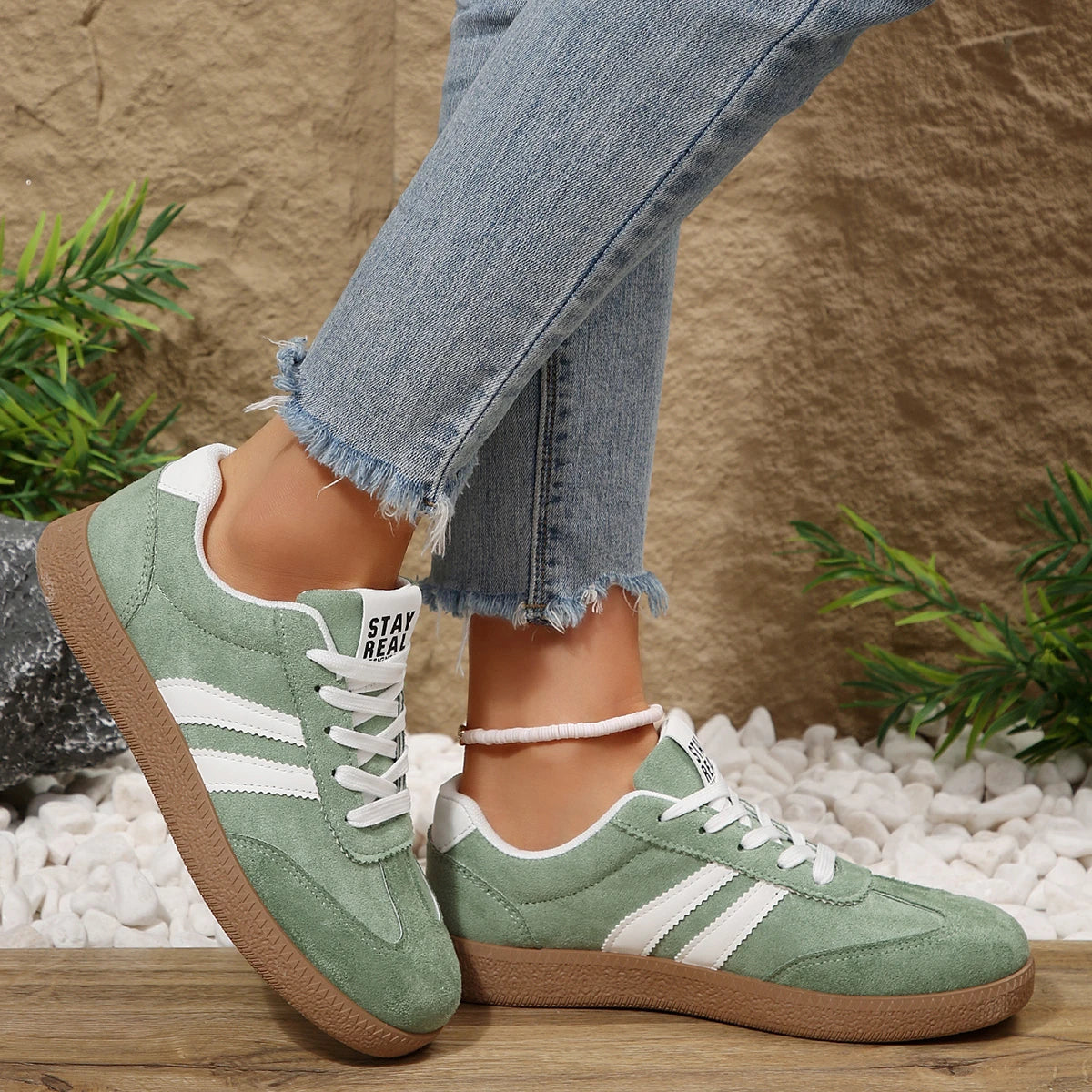 Lightweight Comfortable Sneakers for Women Fashion Striped Lace Up Sports Shoes Woman Casual Breathable Green Sneakers Plus Size