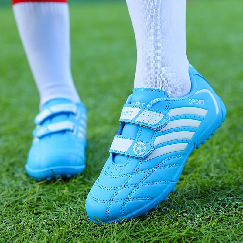 Hot Sale Children Soccer Shoes Sports Society Field Boy Football Shoes Futsal Fast Indoor Sneaker Cleats Football Boots Kids