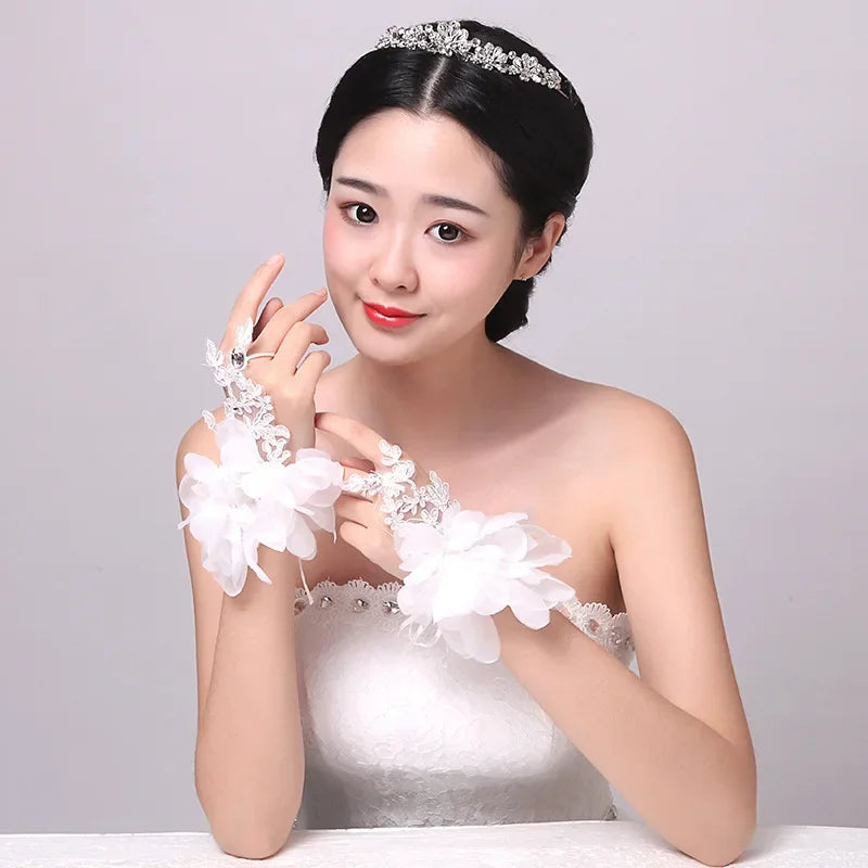 Women Red Lace   Bridal Wrist Floral Gloves Elegant Opera Evening Party Wedding Tea Party Prom Cosplay Gloves