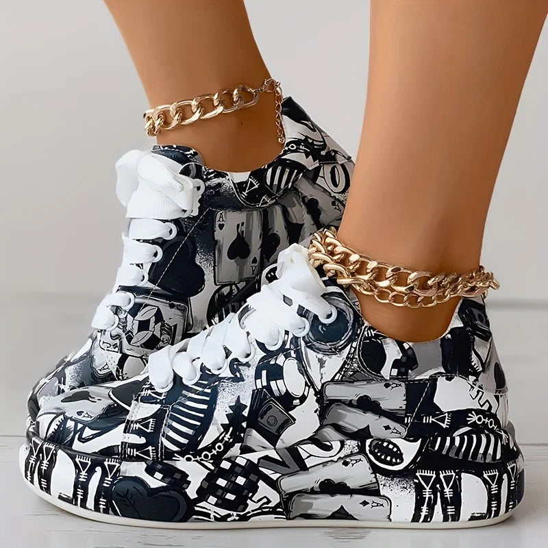 Women's Graffiti Print Sneakers Fashion Lace-up Low-top Platform Sneakers Casual Skateboard Shoes Sneakers New Vulcanized Shoes