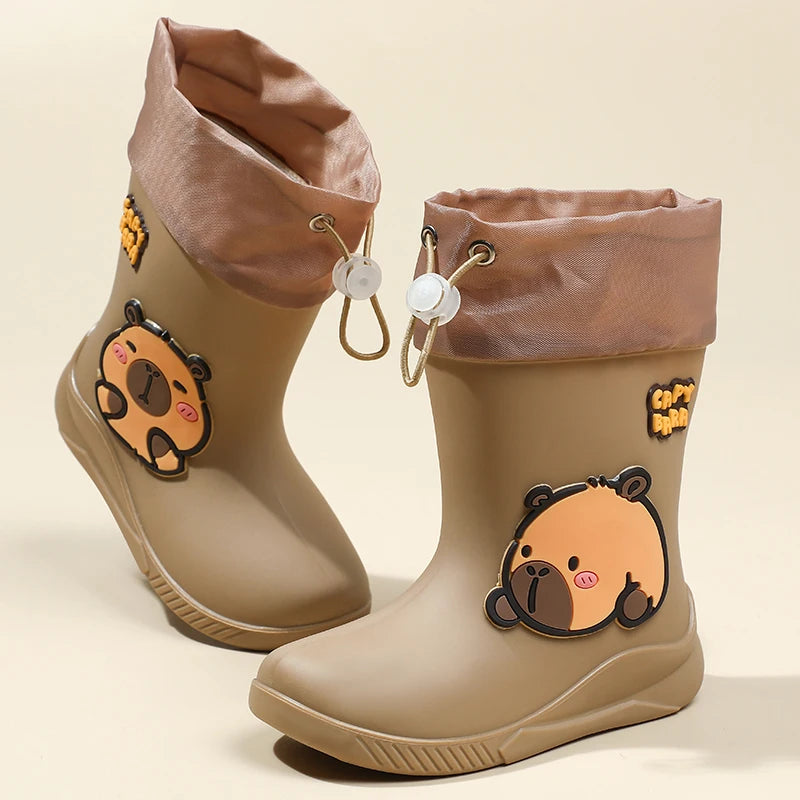 One Pairs of toddler Mid-Calf Rain Boots For Boy and Girl Comfortable Soft Sole Capybara Rubber Water Shoes Elastic Band