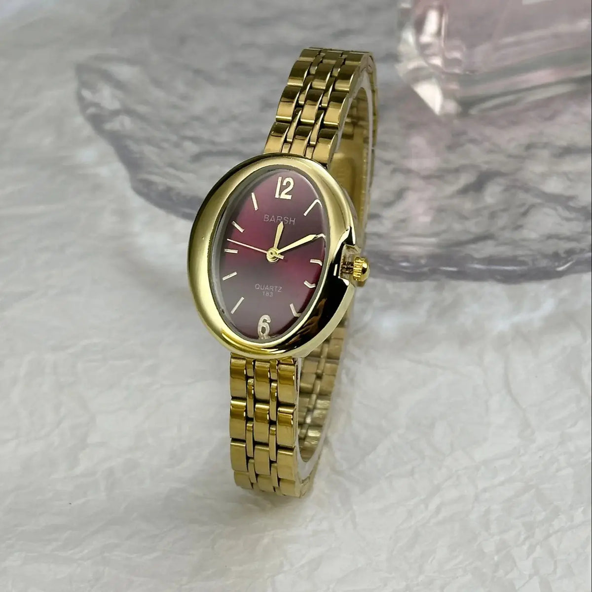 Ladies' Watches High-end Light Luxury Wristwatch Pigeon Egg Oval Dials Quartz Watch Women's