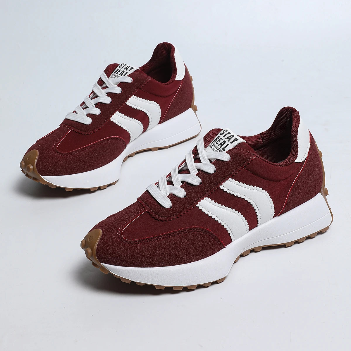 Women Sneakers 2026 New Spring Autumn Brand Vulcanize Shoes Casual Footwear Light Flat Breathable Shoes Women Zapatos De Mujer