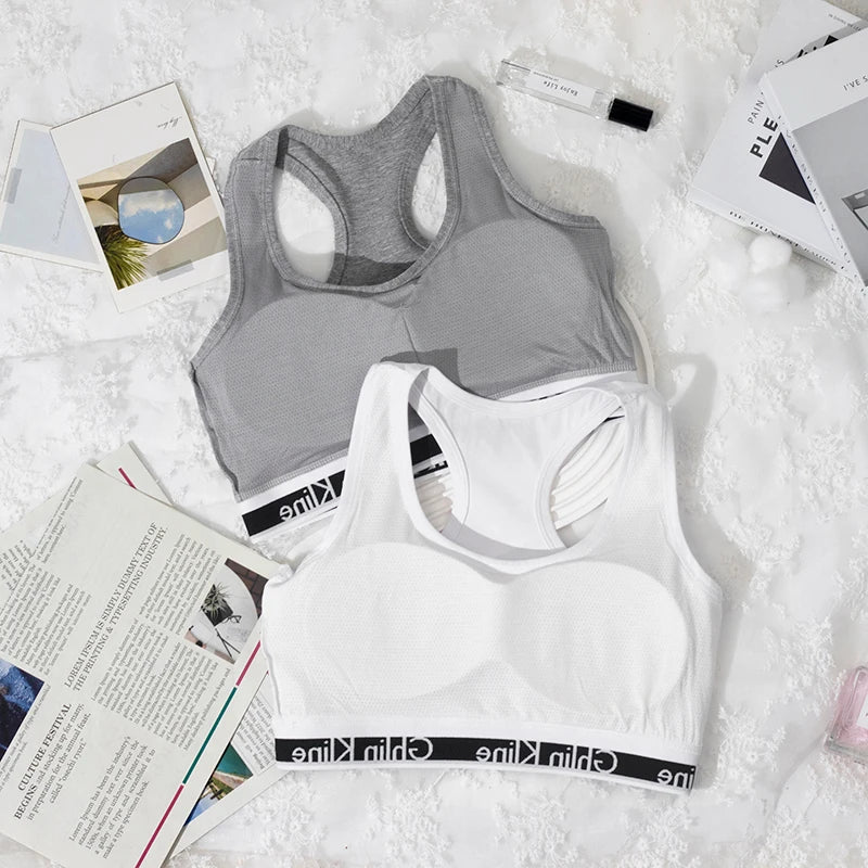Women's Cotton Sports Bra Set with Padded Underwear And Flat Angle Sports Shorts Comfortable Breathable