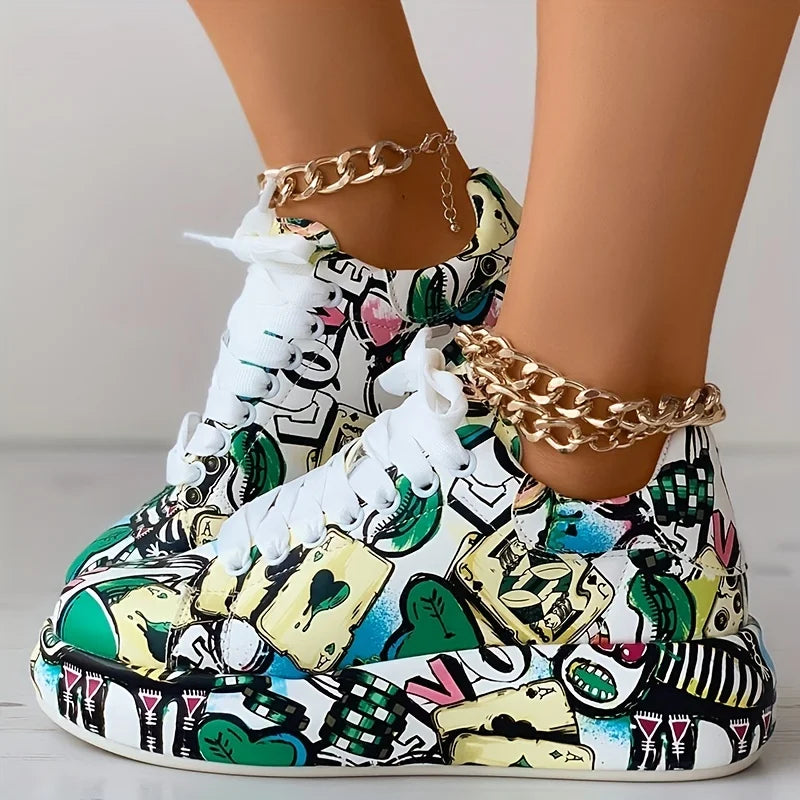 Women's Graffiti Print Sneakers Fashion Lace-up Low-top Platform Sneakers Casual Skateboard Shoes Sneakers New Vulcanized Shoes