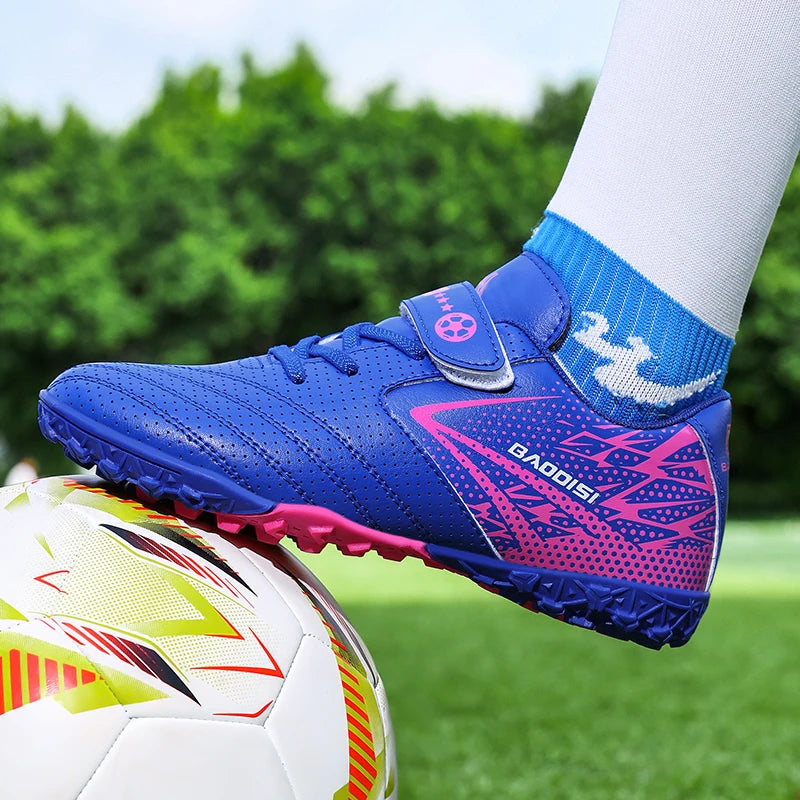 New Children Soccer Shoes Sports Society Field Boy Football Boots Futsal Fast Indoor Sneaker Original Ankle Football Boot Cleats