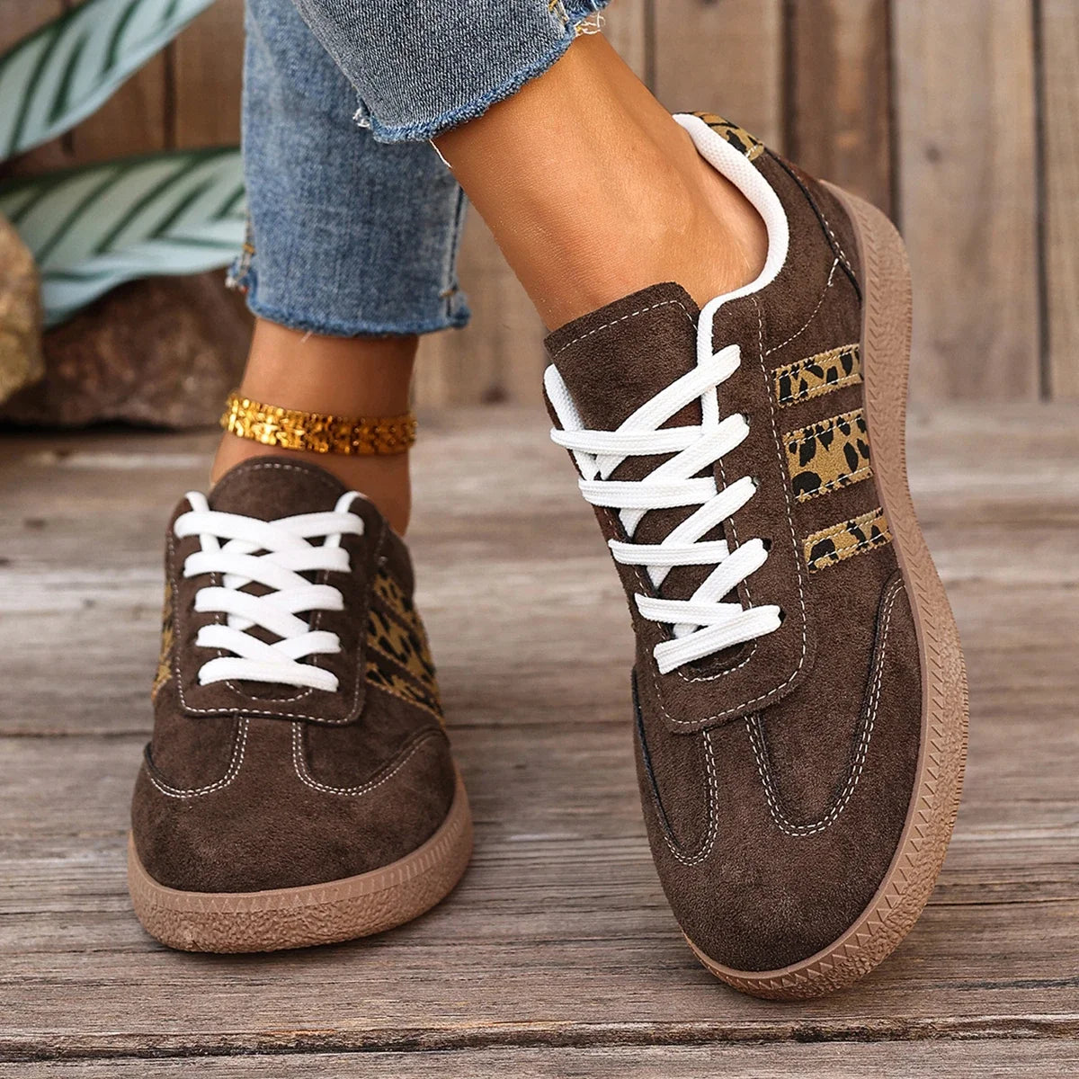 2025 New Women Sneakers Fashion Casual Flats Vulcanize Shoes Round Toe Lace Up Comfortable Flat Shoes for Women Zapatos De Mujer
