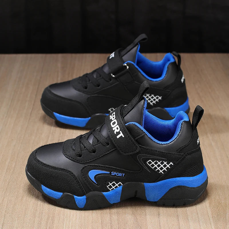 A pair of children's leather sports shoes for all seasons, breathable, comfortable and soft casual shoes, 28-39，FED-8877