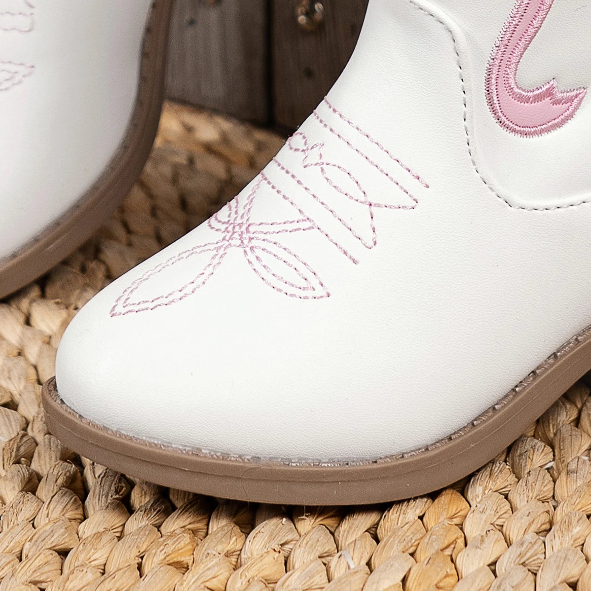 Kids Ankle Boots Kids White Western Cowboy Mid-calf Boots with Pink Embroidery Stylish Toddler Shoes Girls Princess Knight Boots
