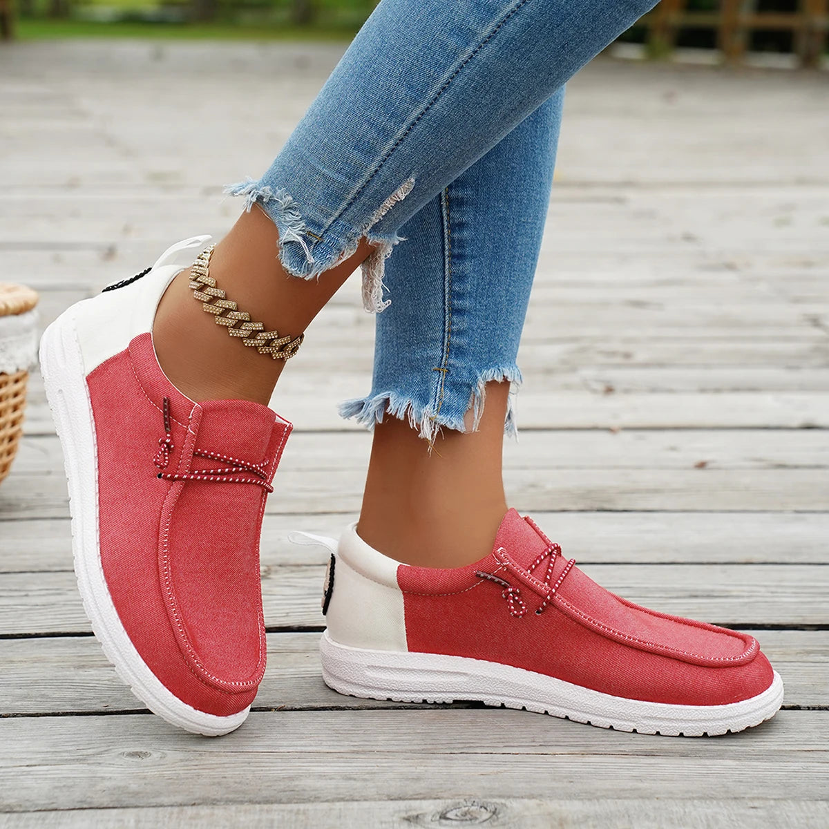 Fashion Loafers for Women Comfortable Lightweight Breathable Round Toe Casual Shoes Flat Slip-on Driving Shoes for Women