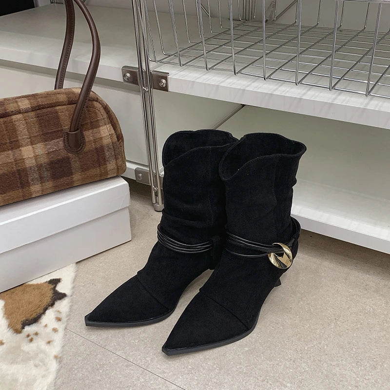 Women's Short Boots - 2026 New Fall/Winter Pointed Toe Low Heel Padded Boots